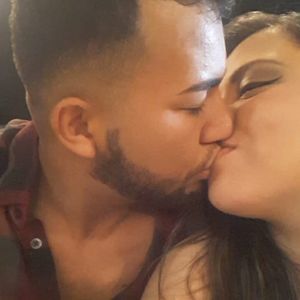 Meet your Posher, Ojitos